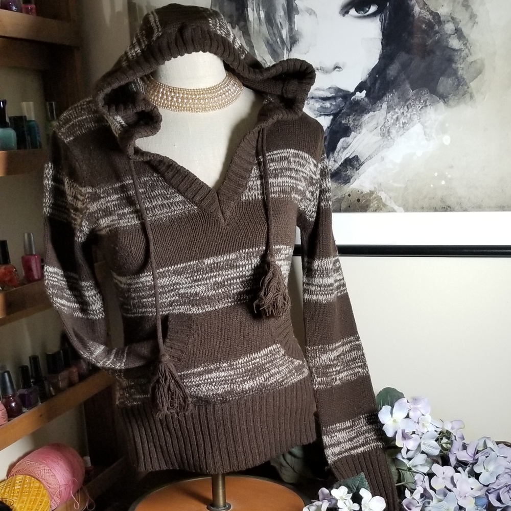 OP Medium hooded sweater